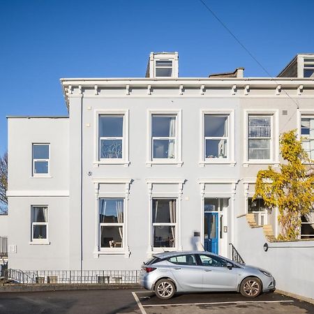 Curb Properties - Super 2 Bed Apartment 5 Min From Town Centre Cheltenham Exterior photo