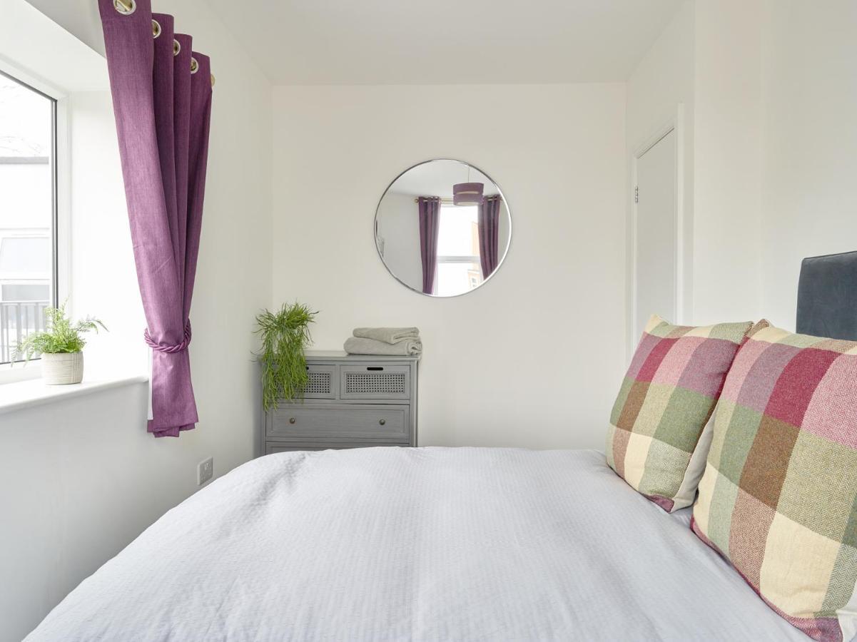 Curb Properties - Super 2 Bed Apartment 5 Min From Town Centre Cheltenham Exterior photo